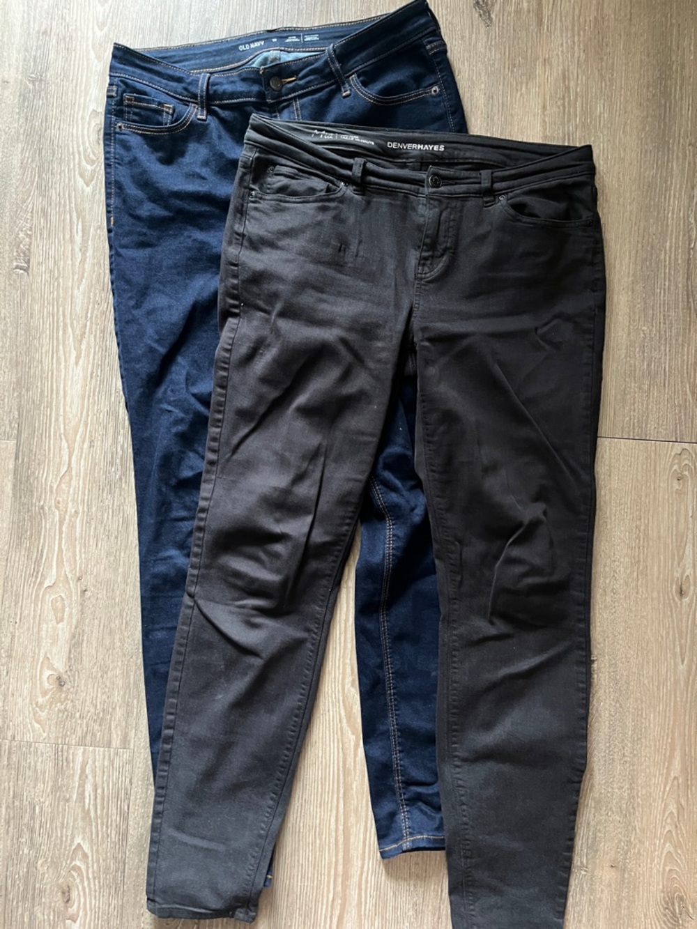Bundle Size 10 Blue Jeans Old Navy Denver Hayes Black Jeans